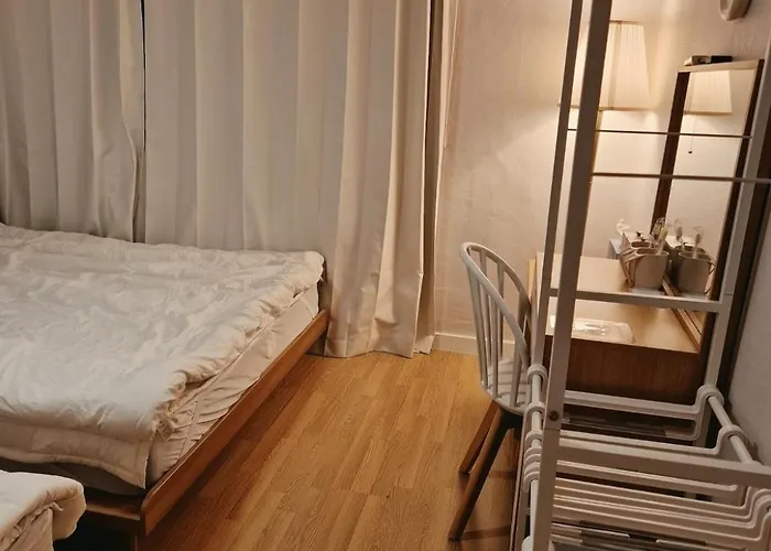 Stay179-women-only Share House-b102&102 Сеул