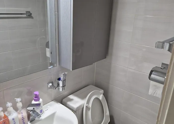 Stay179-women-only Share House-b102&102